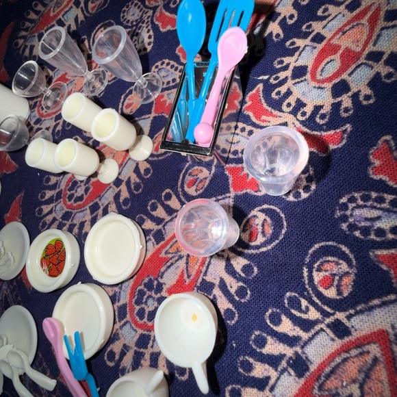 VTG Colorful Dollhouse Kitchen Set - Picture 5 of 9